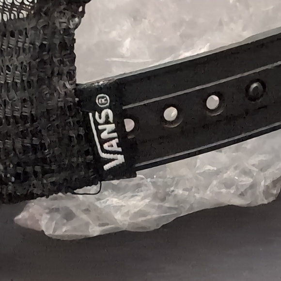 Vans Blue Men's Blue/Black Mesh, Snapback Trucker Hat. - Picture 6 of 8